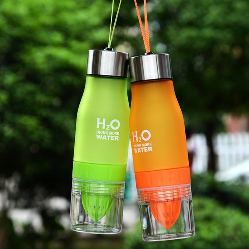 portable lemon Juicer Bottle - Fresh Citrus Squeezer Water Bottle